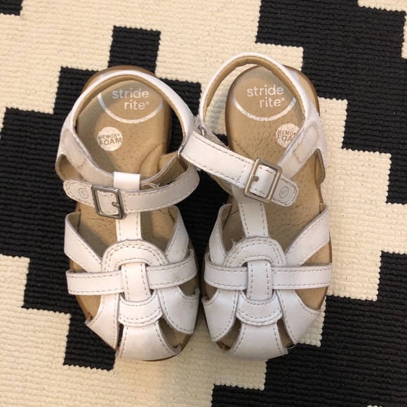 White stride rite summer time sandal. Size 8